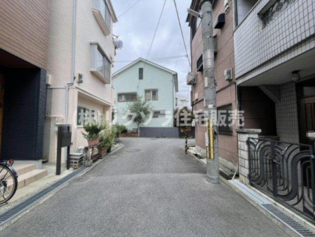 寿町　中古一戸建ての前面道路含む現地写真|■物件内覧・資金計画相談・住宅ローン相談、リフォーム相談、お問合せ受付中■
※当日・翌日のご内覧、ご相談はお電話でのお問合せがスムーズです！