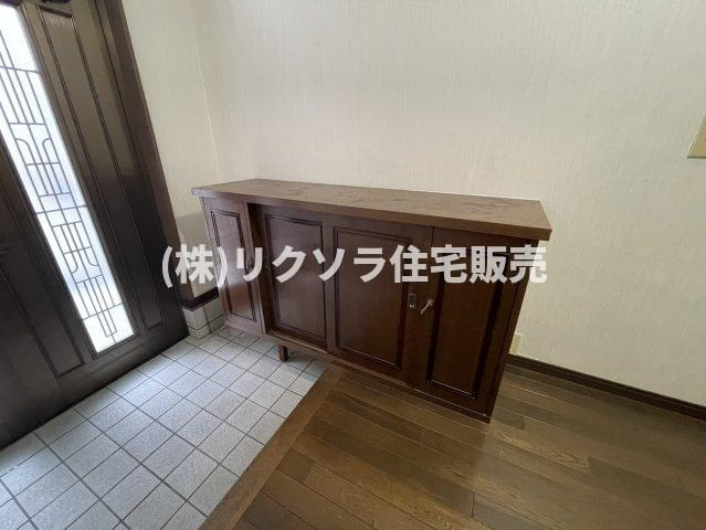 寿町　中古一戸建ての収納|シューズボックス
■物件内覧・資金計画相談・住宅ローン相談、リフォーム相談、お問合せ受付中■
※当日・翌日のご内覧、ご相談はお電話でのお問合せがスムーズです！