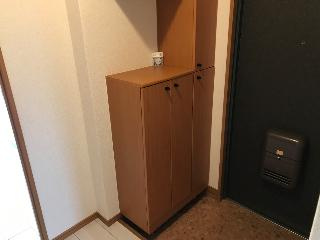 【玄関】 | ハイム精華台 | シューズBOX（イメージ）