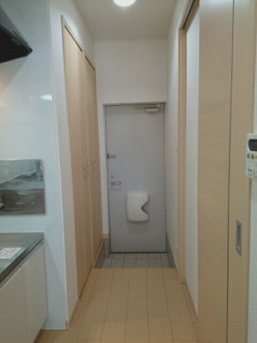 明るい玄関です