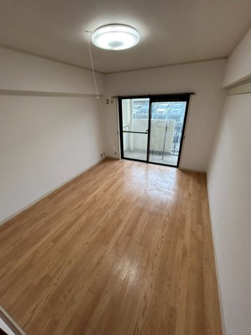 芦屋セントポリアの洋室