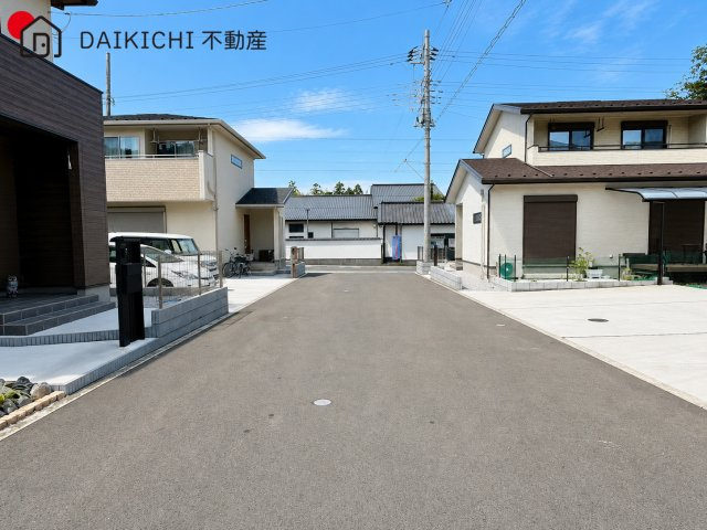 【前面道路含む現地写真】 | 毛呂山町毛呂本郷　新築戸建　全５棟　5号棟