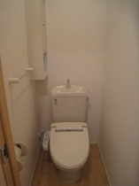 清潔感のあるトイレです