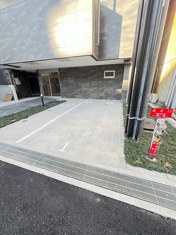 ファーストフィオーレ尼崎ウエストの外観