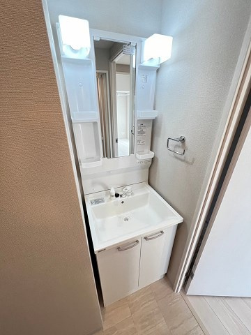ファーストフィオーレ尼崎ウエストの洗面所