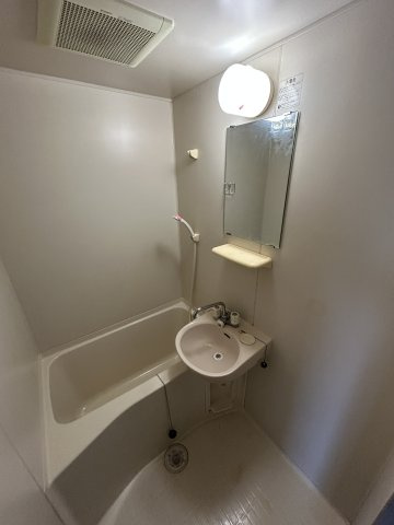 KマンションJINの浴室
