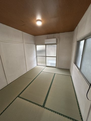 東難波町アパートの和室