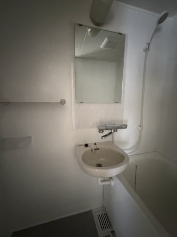 セレナ潮見台の洗面所