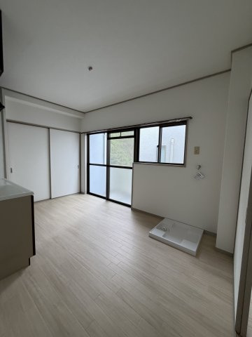 セレナ潮見台の居間・リビング