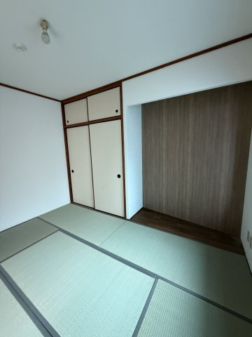 セレナ潮見台の和室