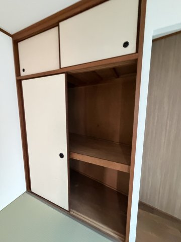 セレナ潮見台の収納