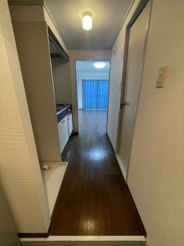 キミーズコートの玄関