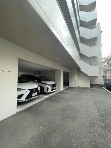 アイリーフ大楠の駐車場