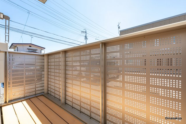 ハピネス高田のバルコニー