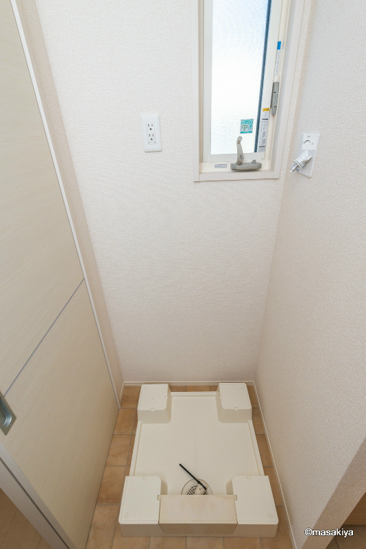 ハピネス高田のその他|室内洗濯機置き場