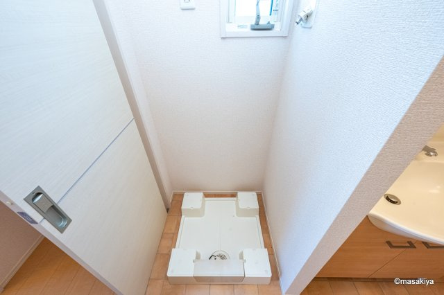 ハピネス高田の洗面所