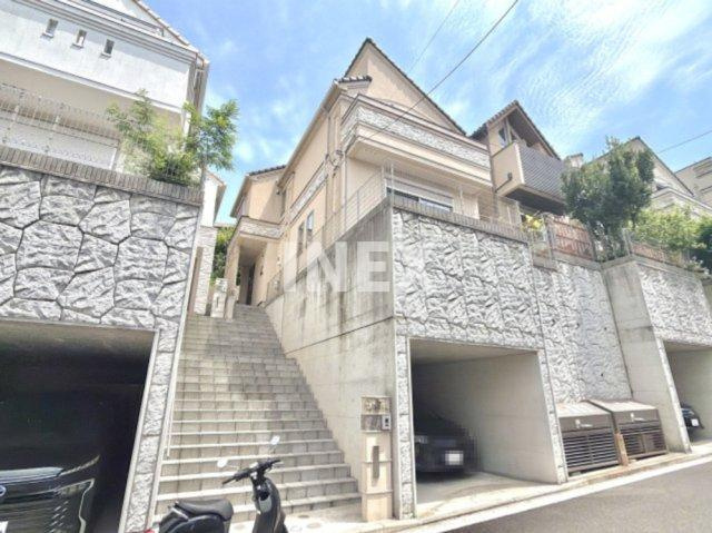 横浜市神奈川区西寺尾２丁目の一戸建て