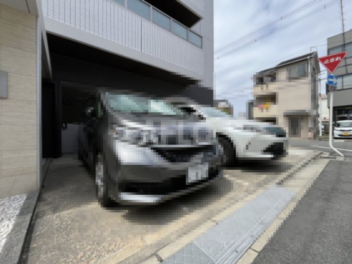 ルリーフ江坂の駐車場|駐車場