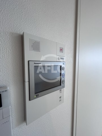 ディームス新大阪のセキュリティ|Dimus新大阪　モニター付きインターホン