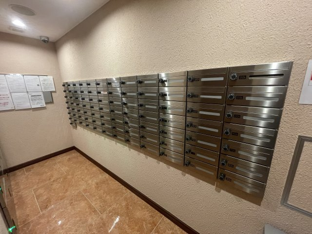 ORSUS新大阪のその他共用部分|ORSUS新大阪　メールボックス
