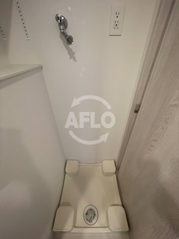 コンフォリア新大阪宮原キューの洗面所|コンフォリア新大阪宮原Q　洗濯パン