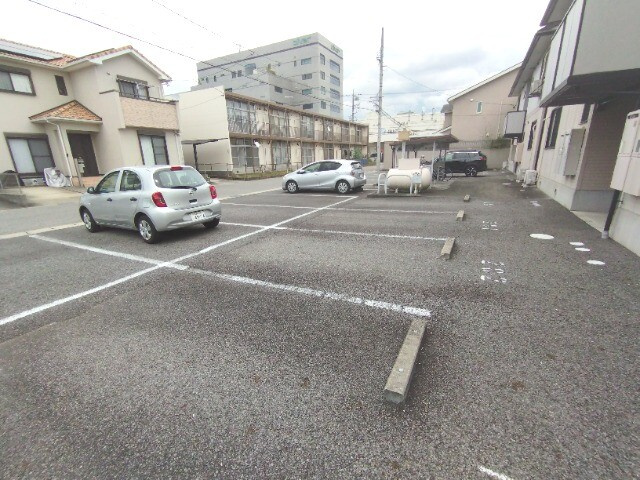 セジュール薮田の駐車場