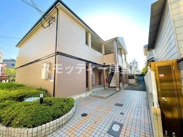 ラフィーネ聖天坂のエントランス
