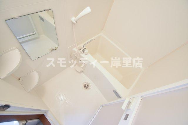 ラフィーネ聖天坂の浴室