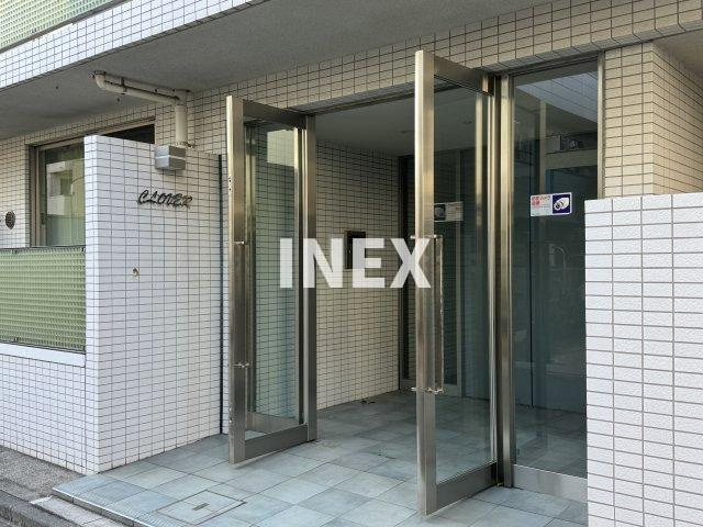 クローバーのエントランス