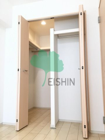 エスポワール豊の収納|ウォークインクローゼット