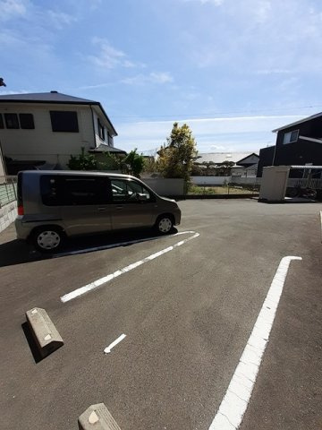 Ｍ・ミニョンの駐車場