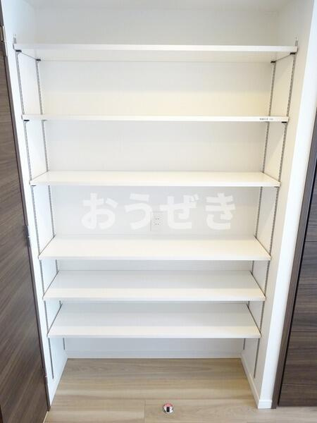 リヴシティ横濱関内弐番館の収納