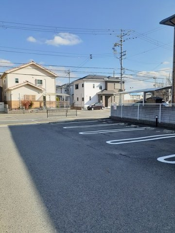 フランの駐車場|駐車場完備です