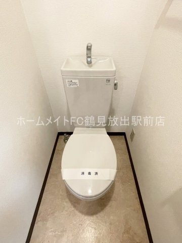 東大阪市高井田本通７丁目の賃貸マンションのトイレ