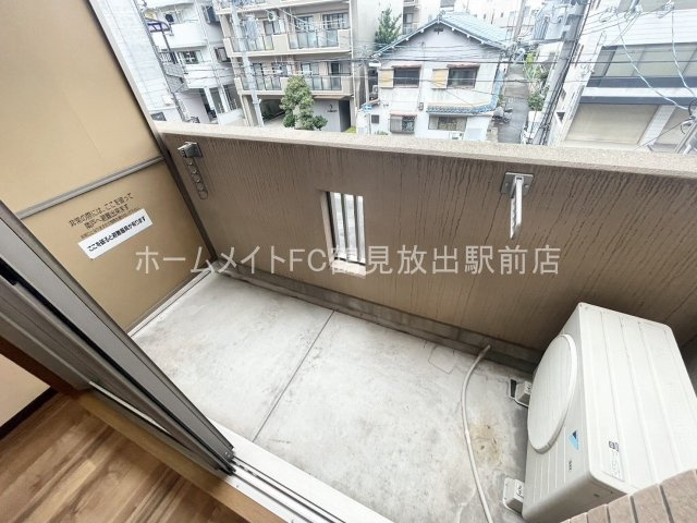 東大阪市高井田本通７丁目の賃貸マンションのバルコニー