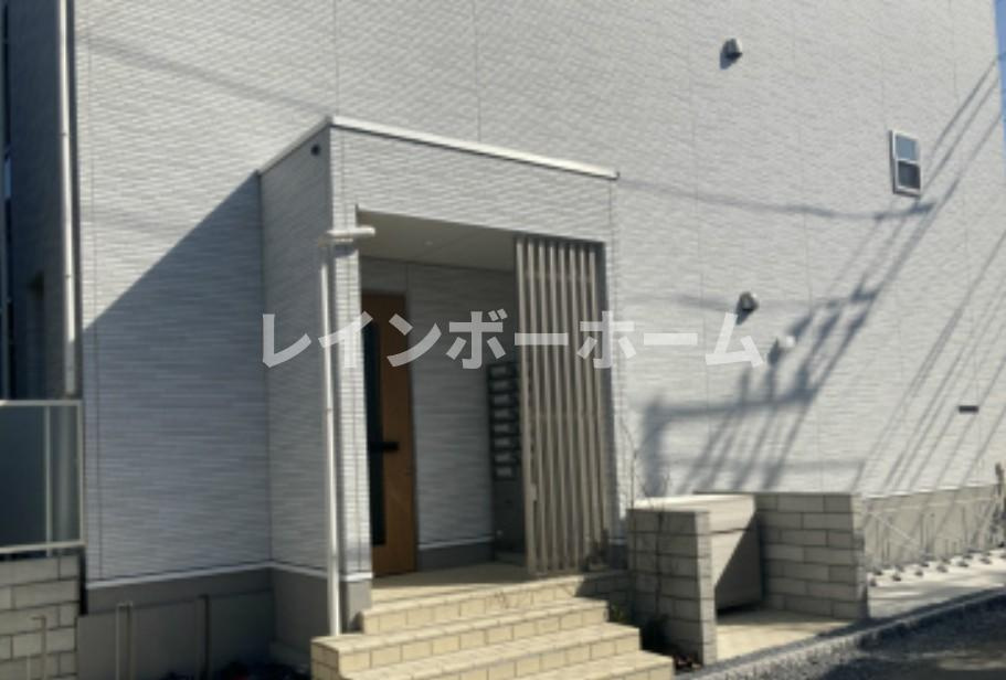 グレイス谷塚のエントランス|落ち着いたエントランスです