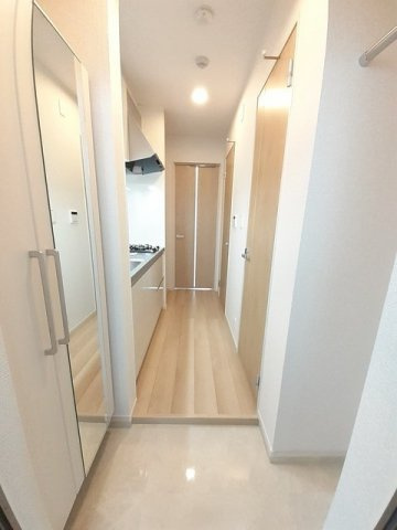 アペルト泉佐野Ⅴの玄関|落ち着いた玄関です