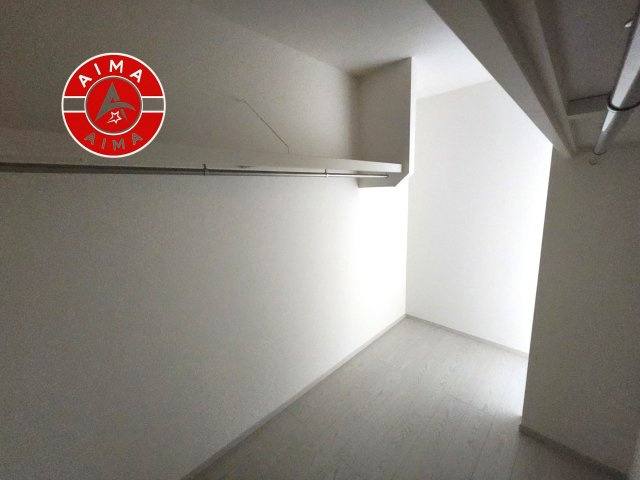 糟屋郡志免町吉原第4-1棟（1号棟）の内観：施工例|洋服や大きな荷物が多い方や人数の多いご家族などは、一般的なクローゼットよりもウォークインクローゼットのほうが使い勝手が良いです。