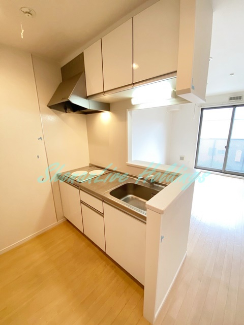 藤沢市善行２丁目のアパートのキッチン