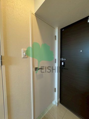 エンクレスト空港前