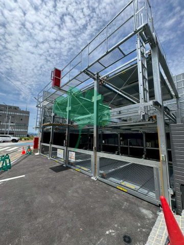 エンクレスト空港前
