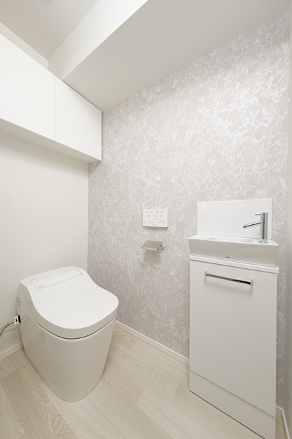 エンクレスト空港前のトイレ|清潔感のあるトイレです。