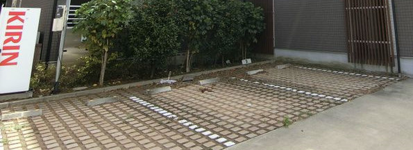 リブリ・シェーヌの駐車場