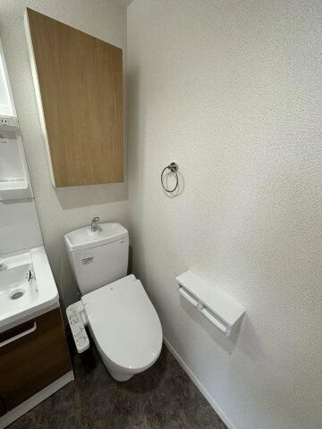横浜市緑区青砥町のアパートのトイレ
