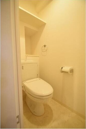 ラムセス大須のトイレ|落ち着いた色調のトイレです