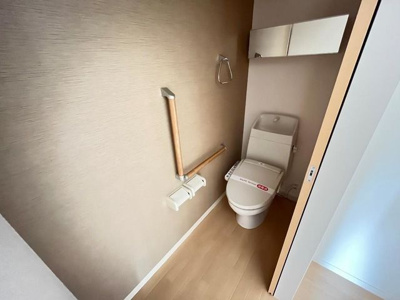 【トイレ】 | ユニヴァリィ　コンフォート
