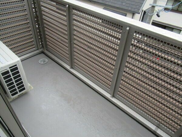 D-room名駅 D棟のバルコニー