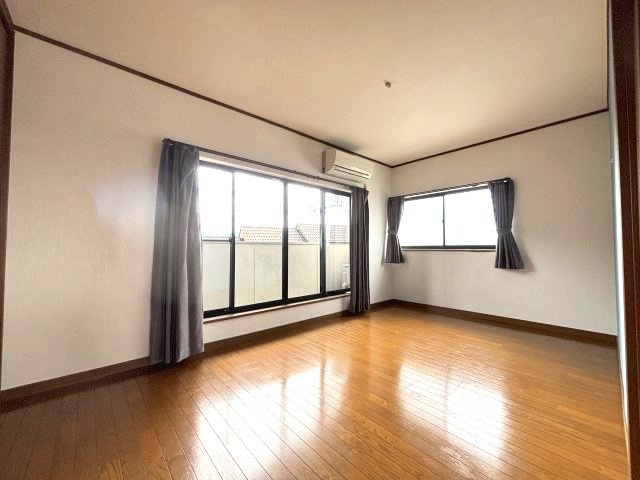 平尾戸建の寝室