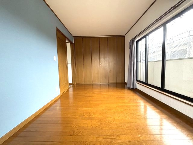 平尾戸建の寝室