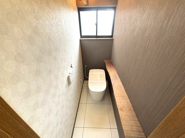 平尾戸建のトイレ
